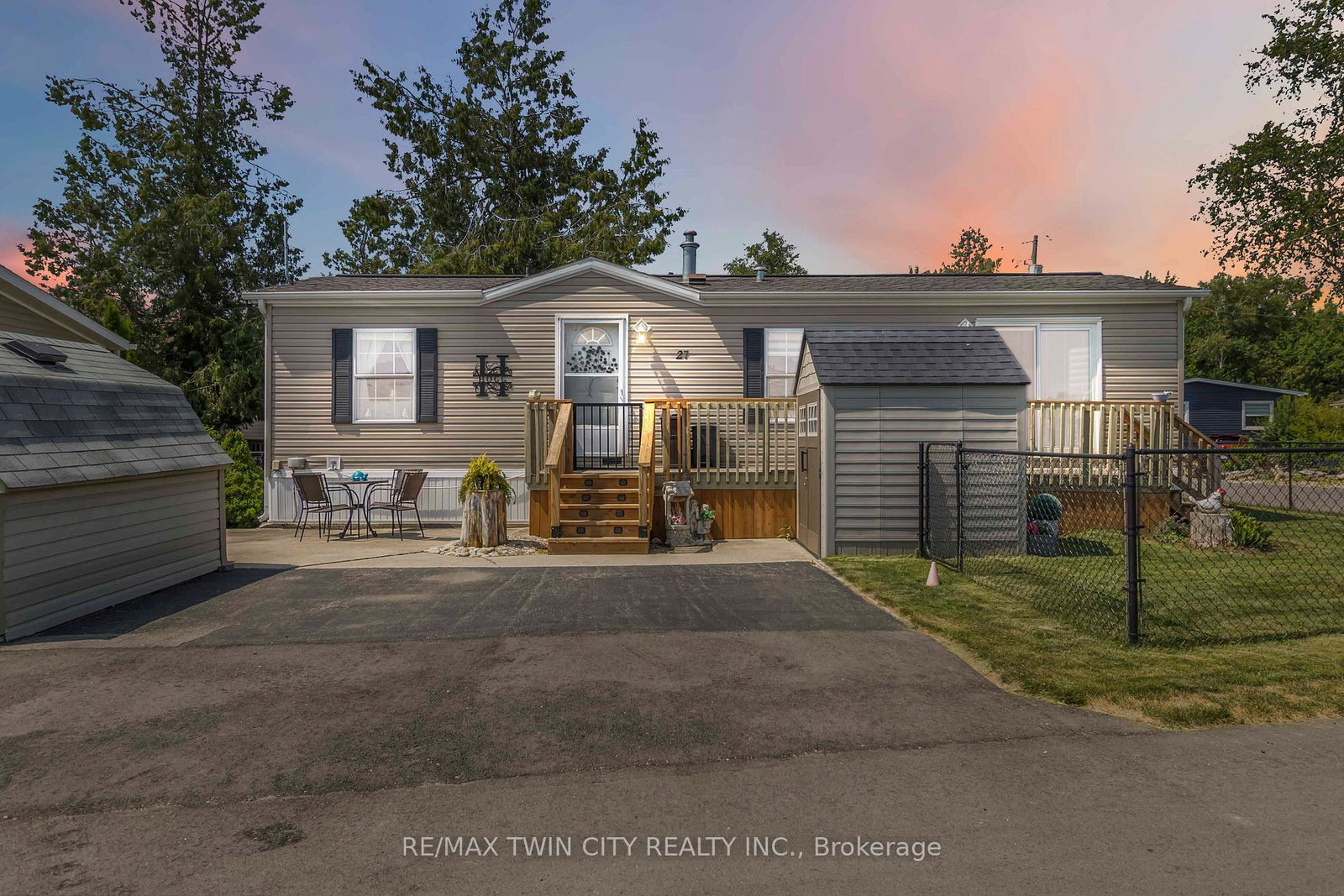 27-elm-street-puslinch-ontario-x13550716