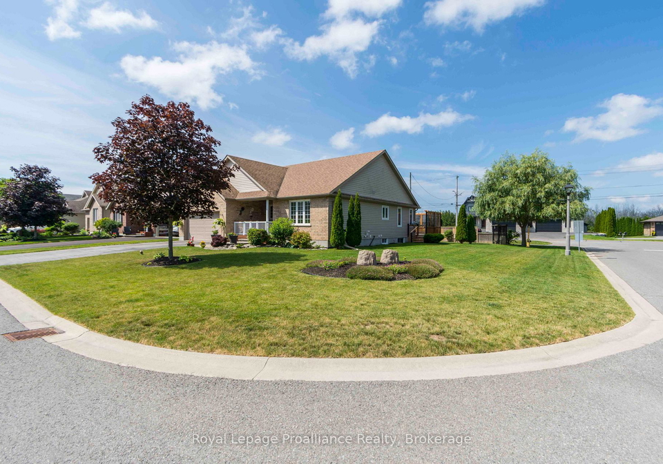 48-ward-drive-brighton-ontario-x13550726
