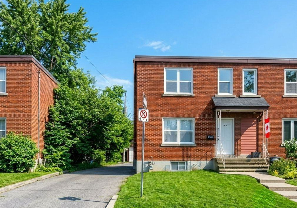 1220-dorchester-avenue-ottawa-ontario-x13550768