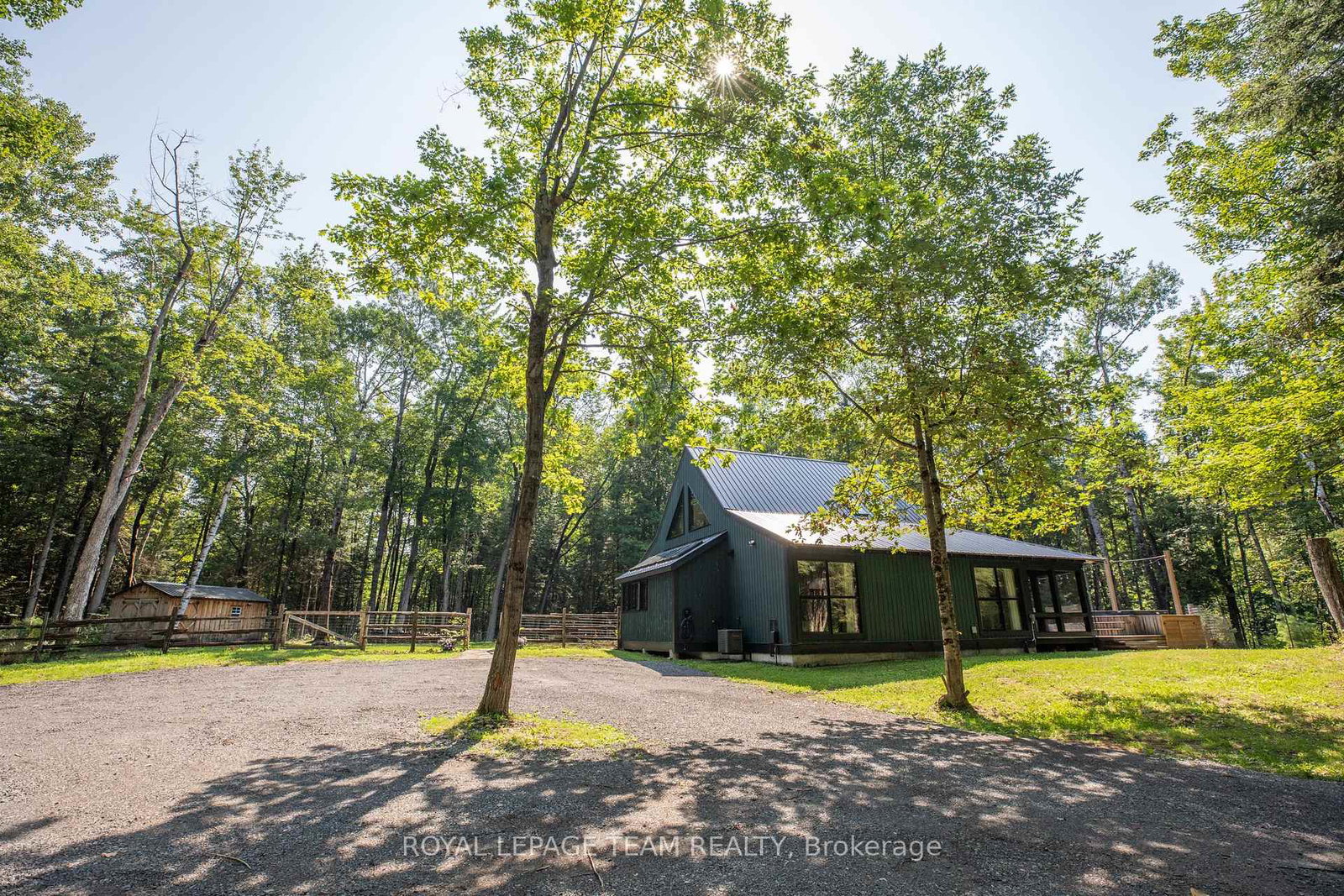 4309-armitage-avenue-ottawa-ontario-x13550776