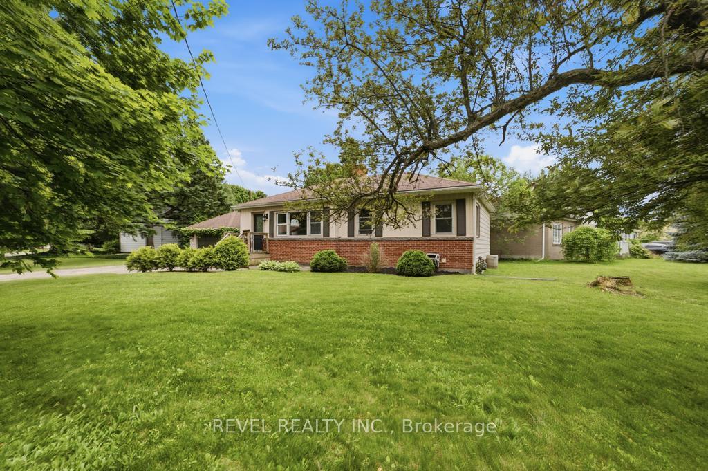 16-carrington-court-hamilton-ontario-x13550904