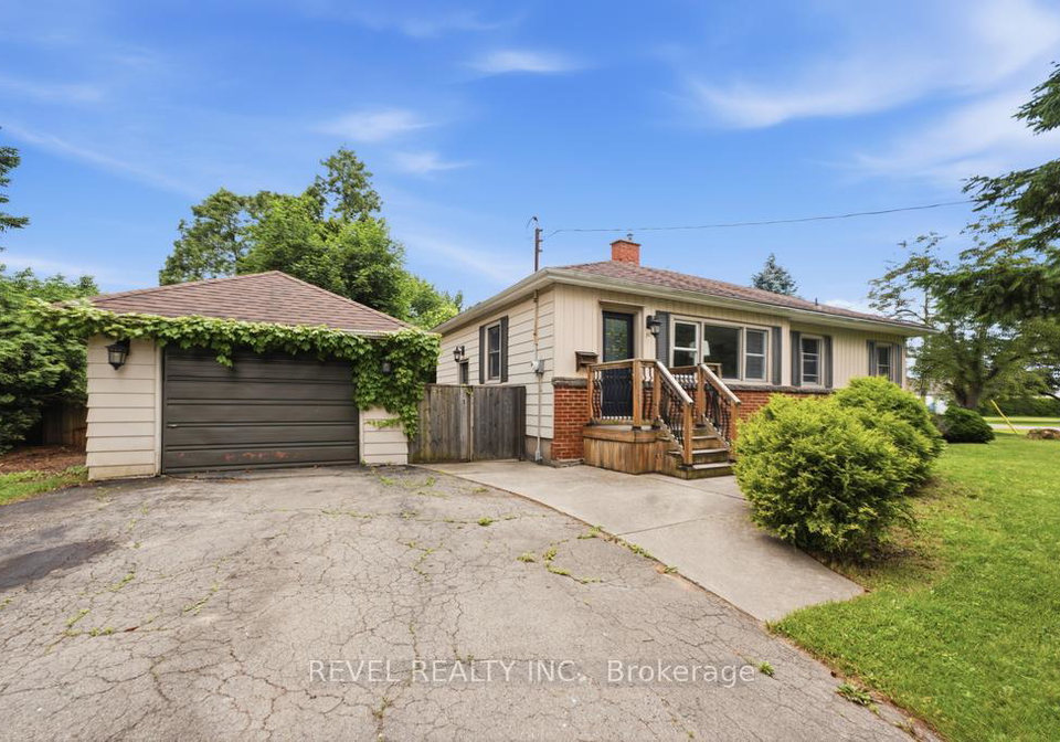 16-carrington-court-hamilton-ontario-x13550904