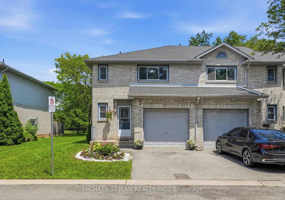 2-royalwood-court-hamilton-ontario-x13550980