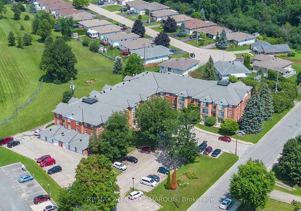 40-pearl-street-smiths-falls-ontario-x13551086