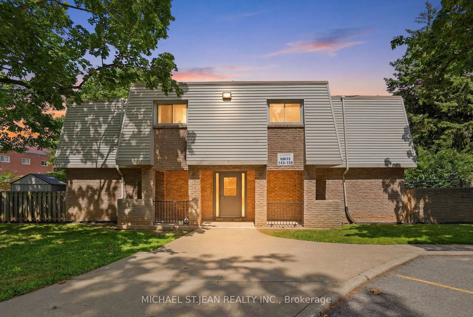17-old-pine-trail-st-catharines-ontario-x13551300