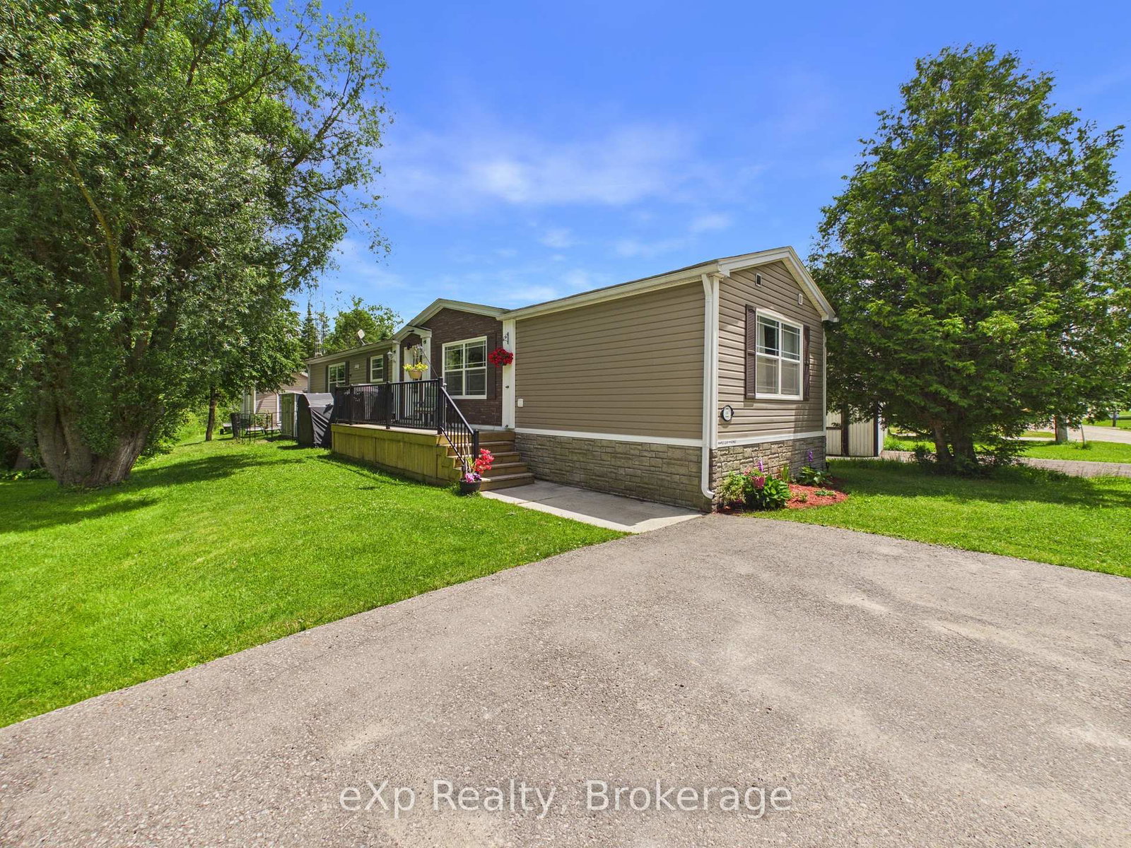 32-maple-grove-village-road-southgate-ontario-x13551316