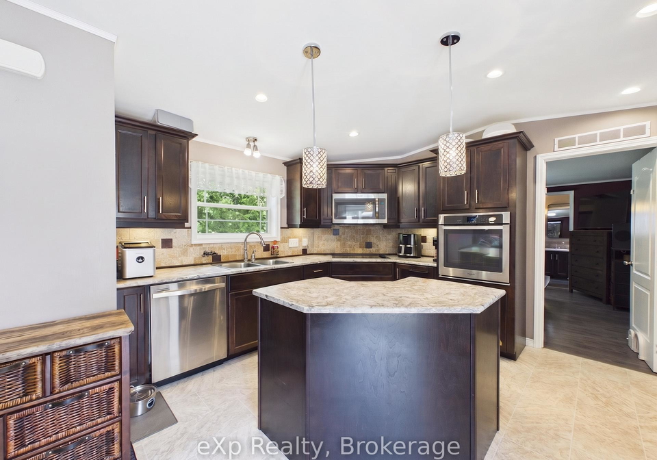 32-maple-grove-village-road-southgate-ontario-x13551316