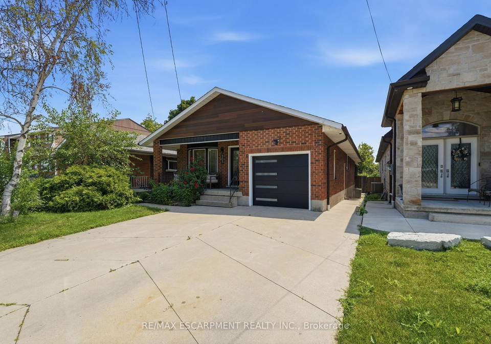 303-caledon-avenue-hamilton-ontario-x13551408