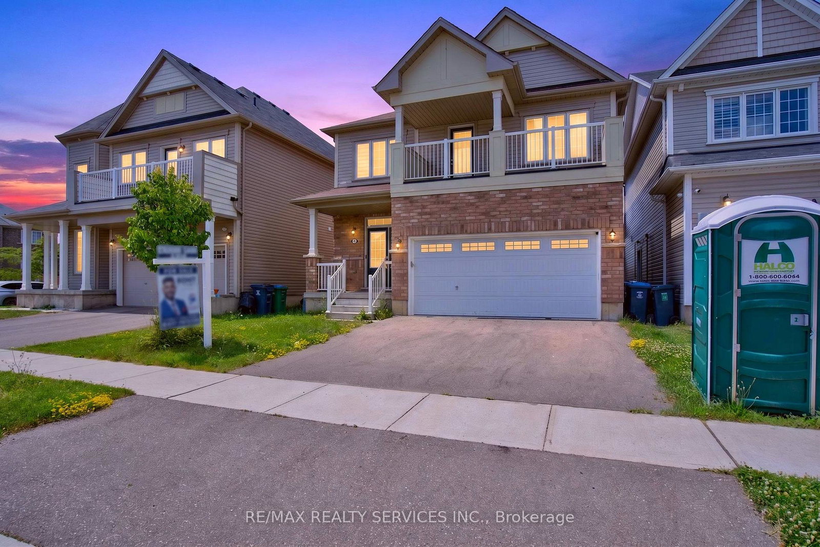 8-munro-circle-brantford-ontario-x13552054