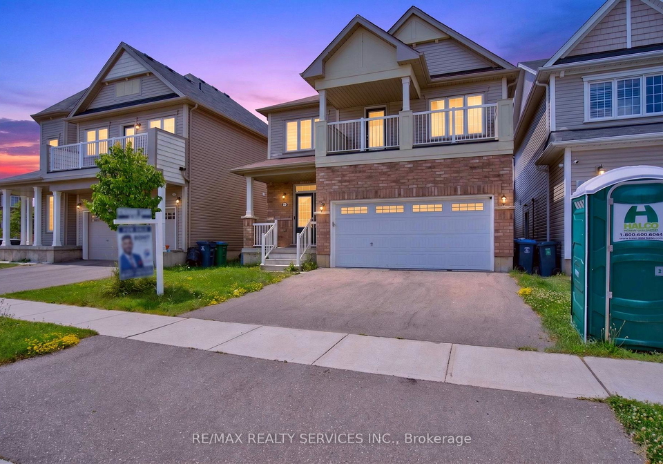 8-munro-circle-brantford-ontario-x13552054