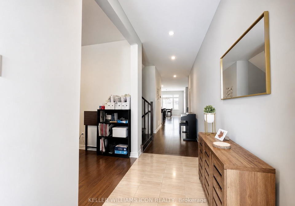 916-ralph-hennessy-avenue-ottawa-ontario-x13552186
