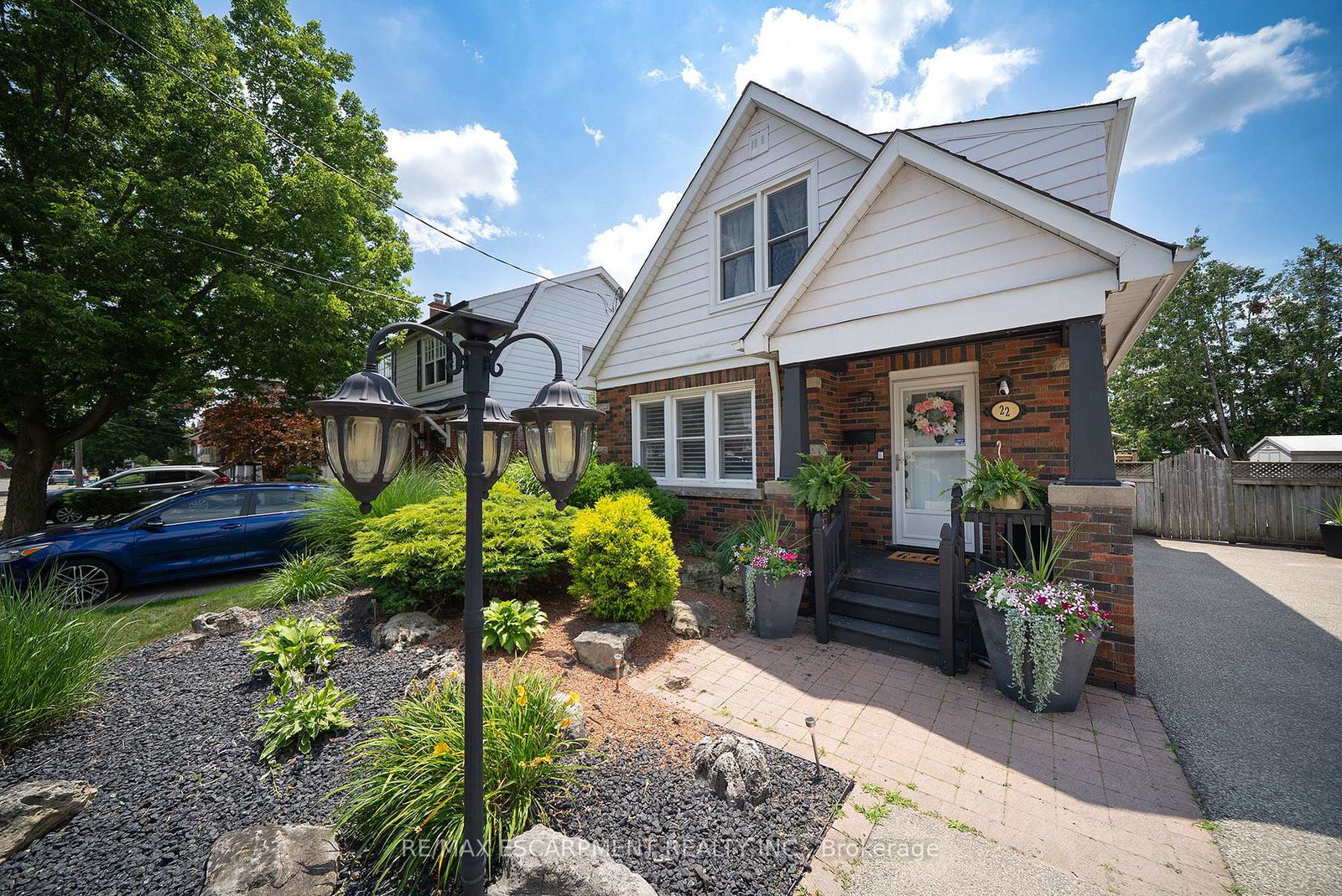 22-burwell-street-brantford-ontario-x13552902