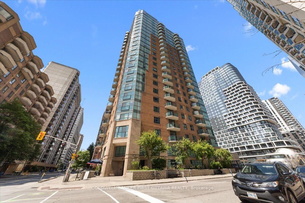 445-laurier-avenue-w-ottawa-ontario-x13553134