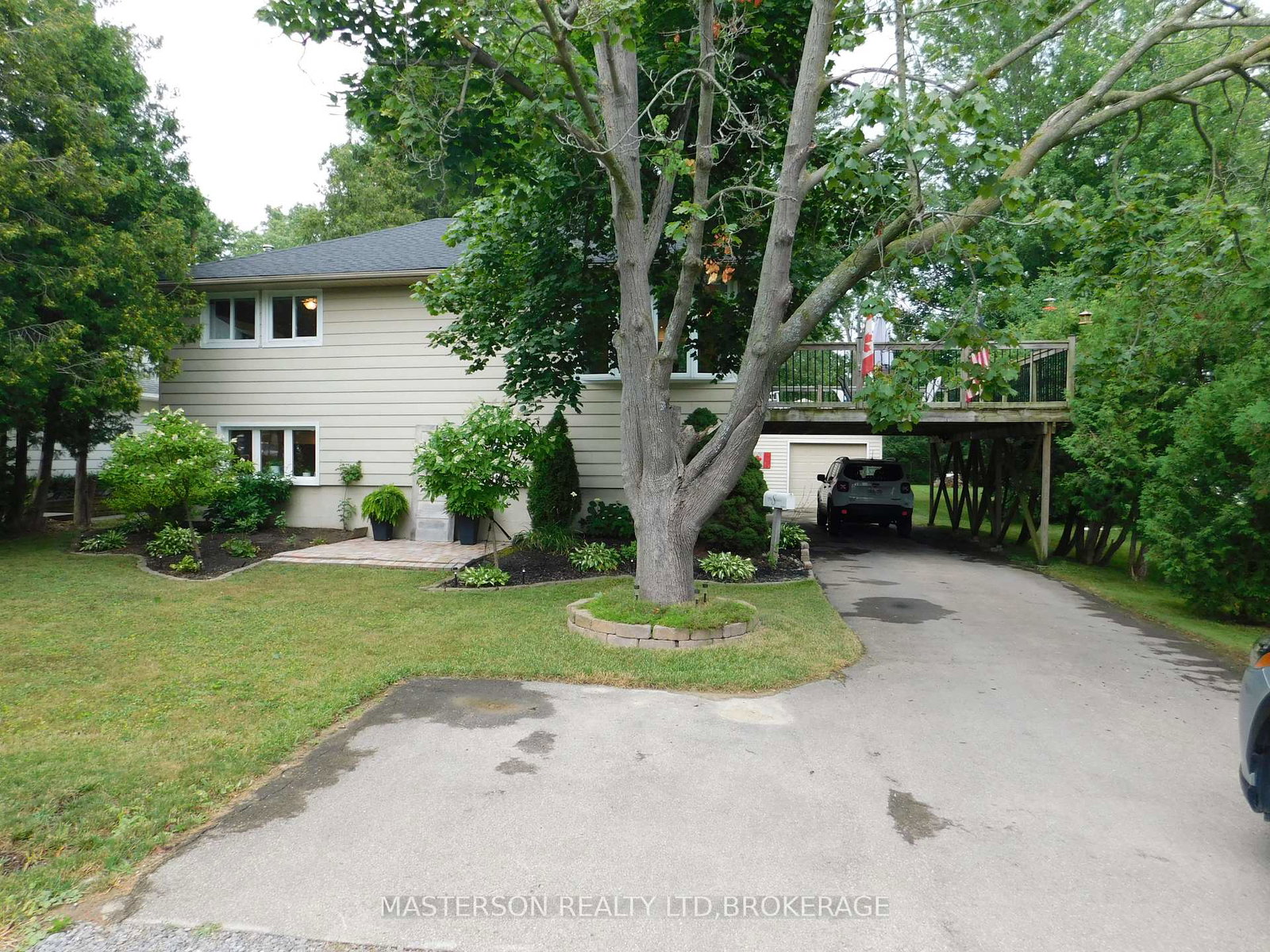 1208-benner-avenue-fort-erie-ontario-x13553274