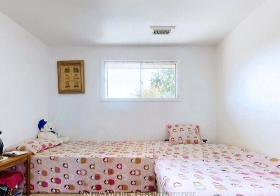 10-home-street-guelph-ontario-x13553298