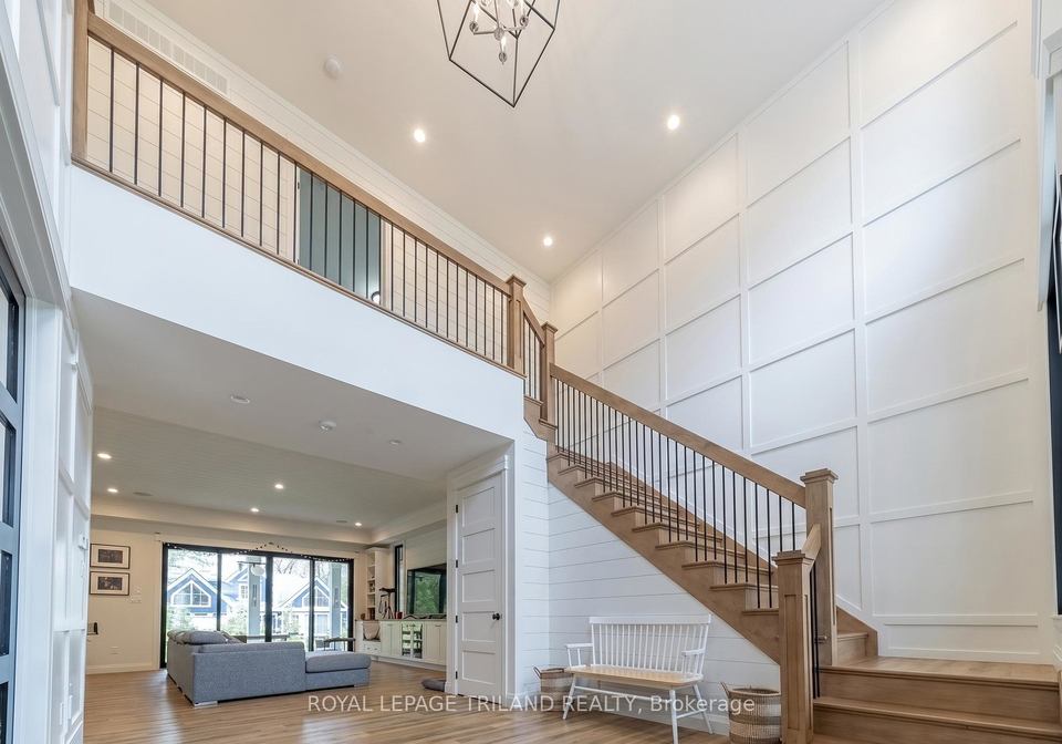 10195-red-pine-road-lambton-shores-ontario-x13553786