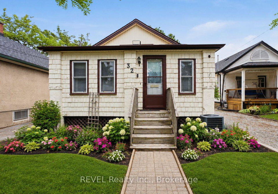 32-st-peter-street-st-catharines-ontario-x13554030