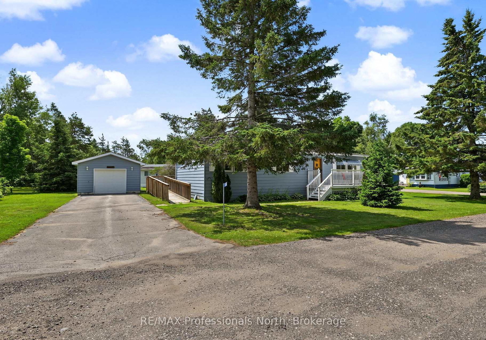 1084-seventh-lane-minden-hills-ontario-x13554248
