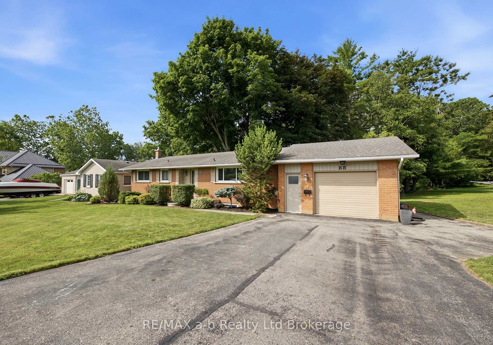 88-hillside-avenue-norfolk-ontario-x13554758