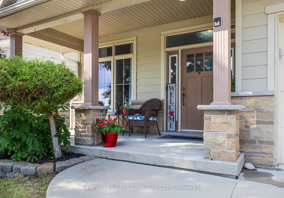 292-walnut-street-lucan-biddulph-ontario-x13555142
