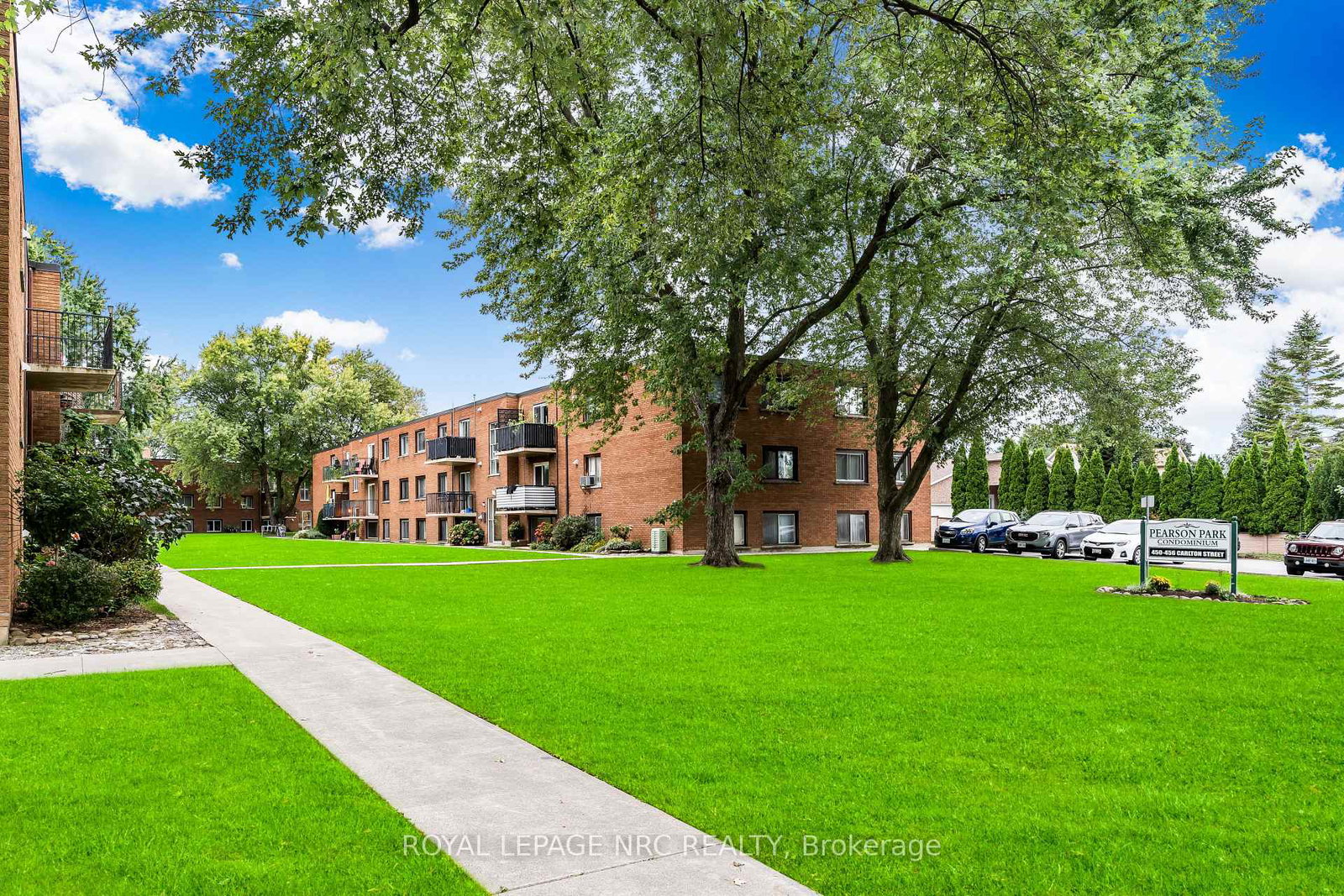 454-carlton-street-st-catharines-ontario-x13555188