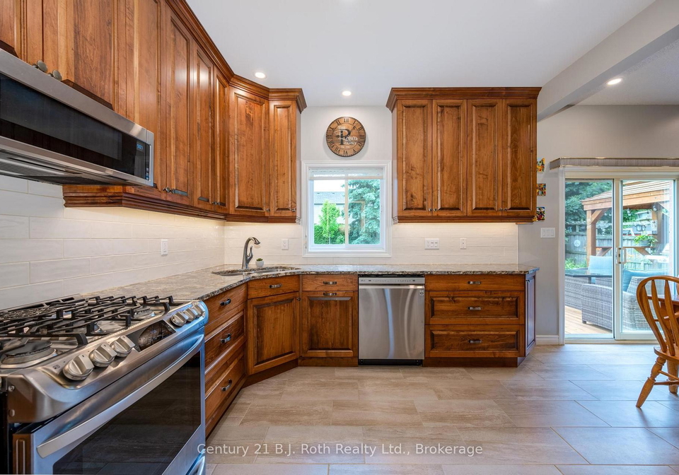 58-meredith-drive-middlesex-centre-ontario-x13555204
