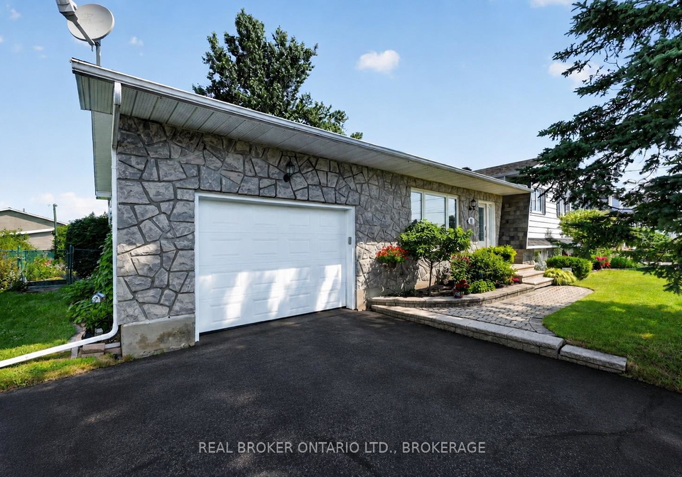 11-albert-street-casselman-ontario-x13555328