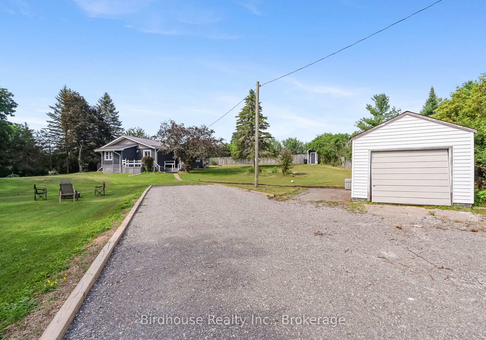 9-hapley-circle-kawartha-lakes-ontario-x13555582