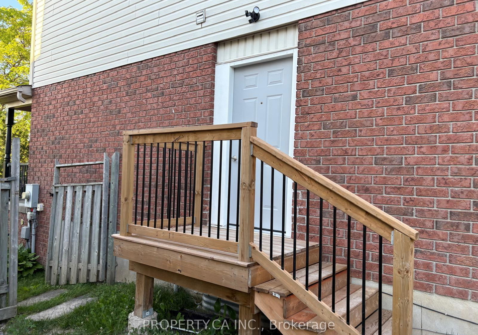 100-masterson-crescent-cambridge-ontario-x13555592