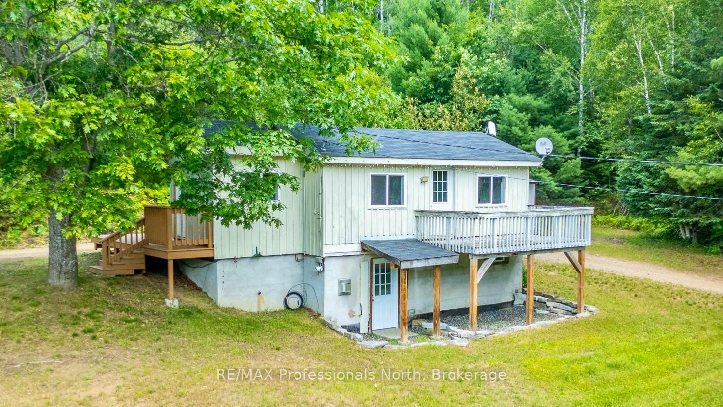 1468-barry-line-algonquin-highlands-ontario-x13555602