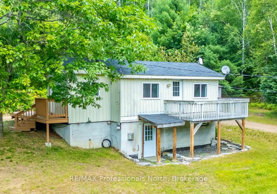 1468-barry-line-algonquin-highlands-ontario-x13555602