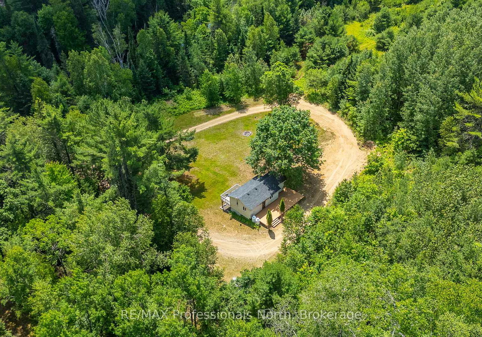 1468-barry-line-algonquin-highlands-ontario-x13555602