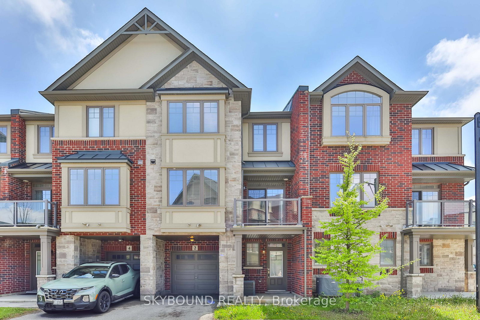 2-egleston-lane-hamilton-ontario-x13555658