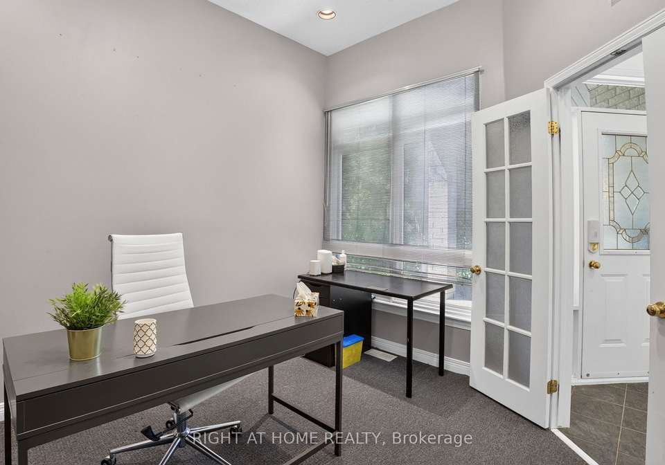 26-evanshen-crescent-kanata-ontario-x13555860