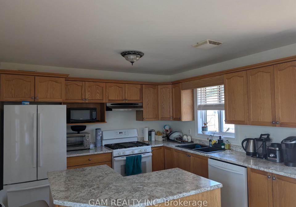 11-jason-crescent-quinte-west-ontario-x13555894