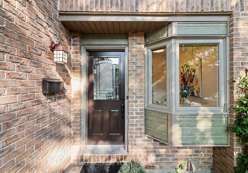 710-coronation-avenue-ottawa-ontario-x13555944