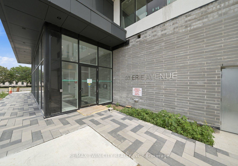 33-erie-avenue-brantford-ontario-x13555962