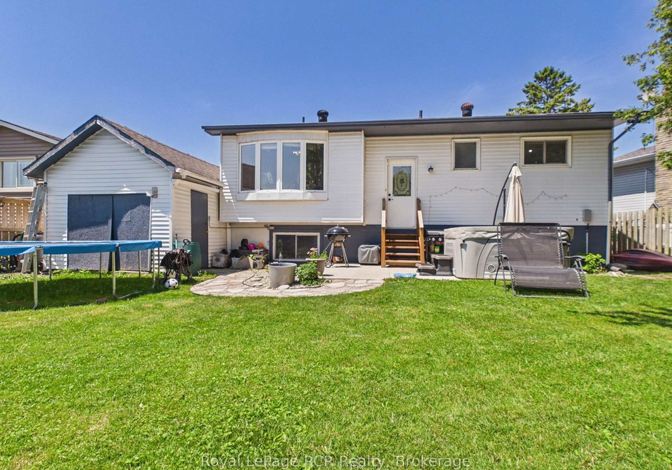 892-brownell-drive-kincardine-ontario-x13555998
