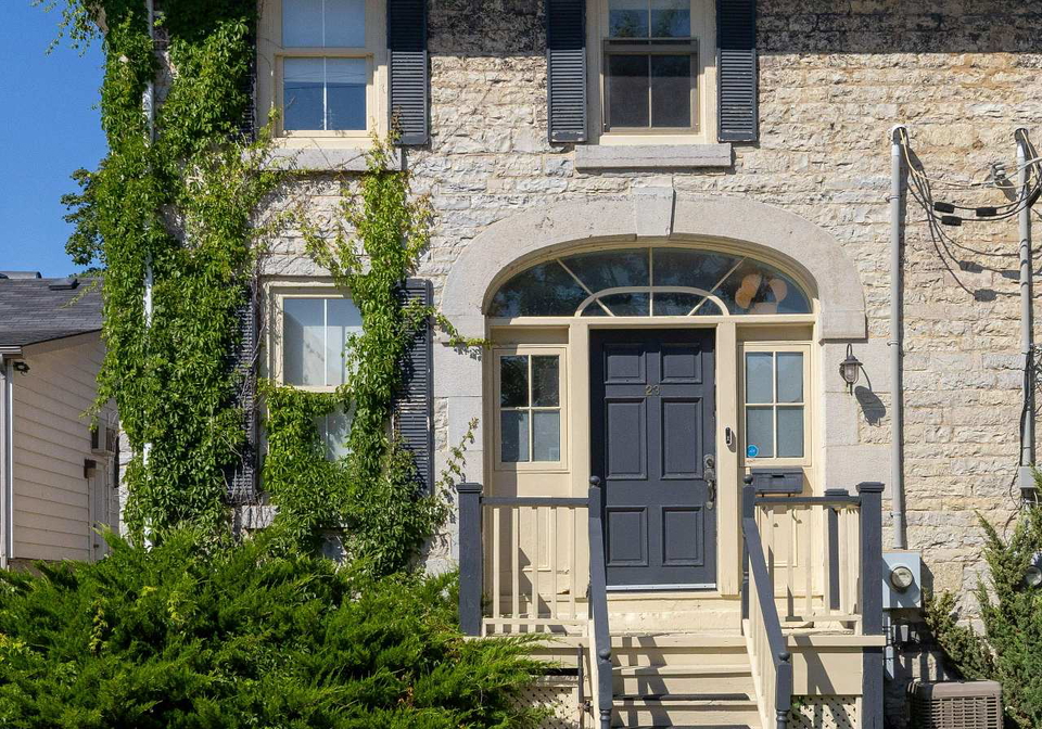 23-earl-street-kingston-ontario-x13556064