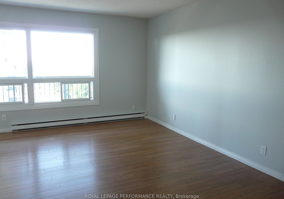158a-mcarthur-avenue-ottawa-ontario-x13556268