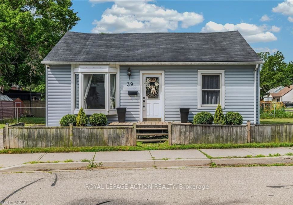 39-sanderson-street-brantford-ontario-x13556278