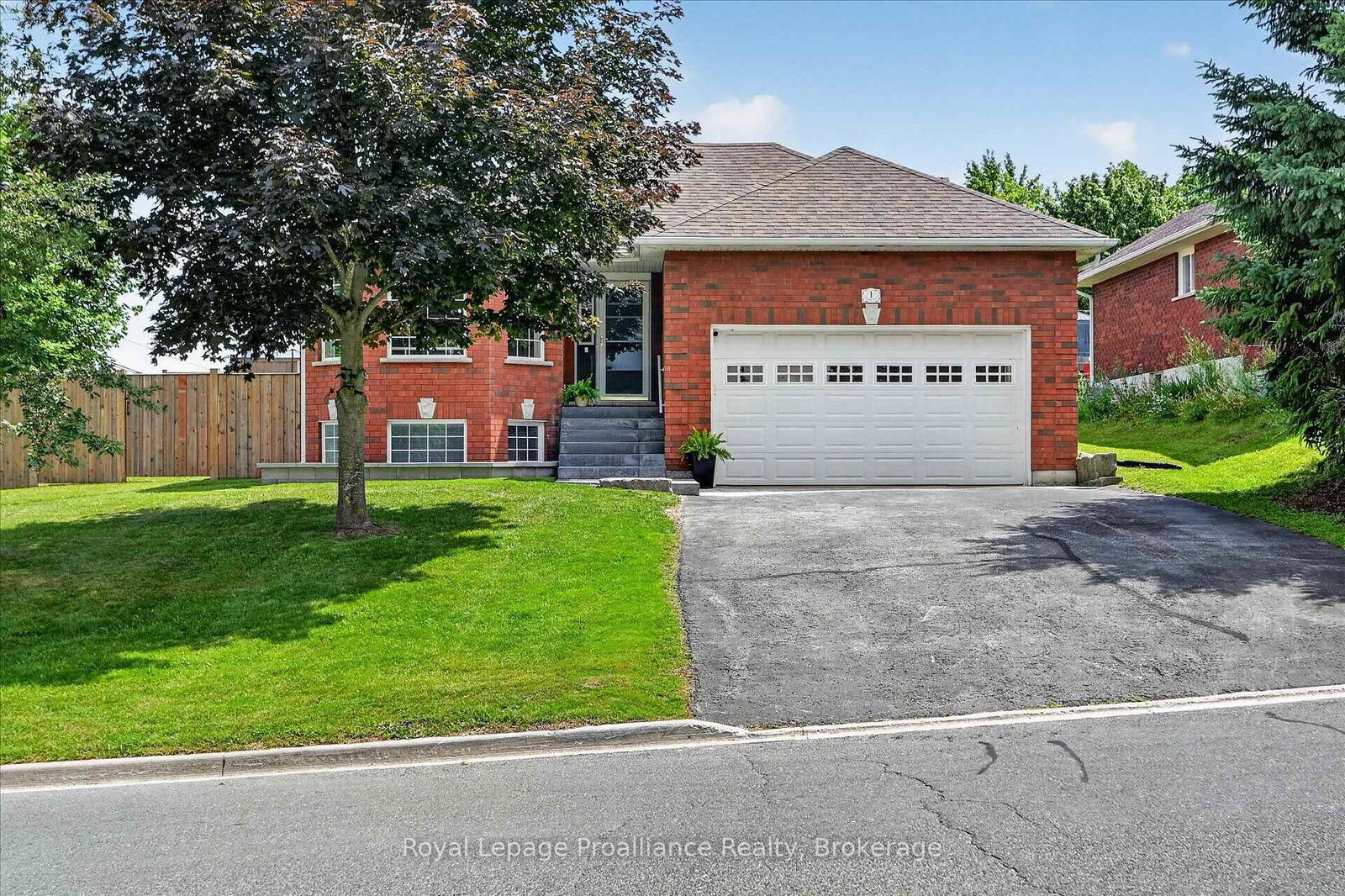 1-fortye-gate-peterborough-ontario-x13556482