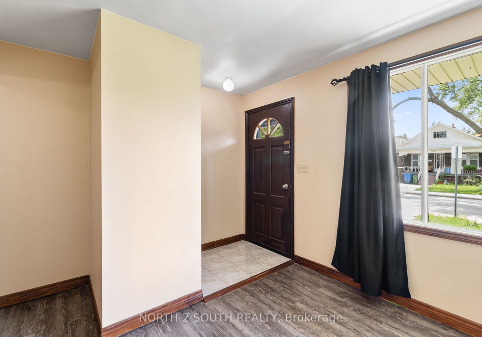 1360-goyeau-street-windsor-ontario-x13556836