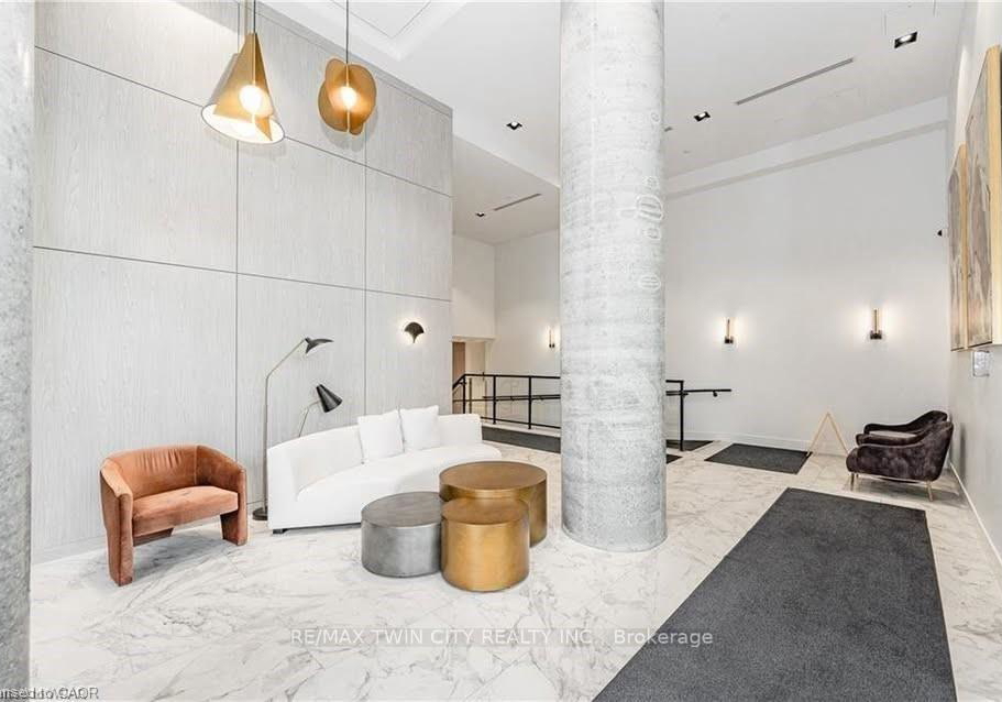 15-wellington-street-kitchener-ontario-x13556986
