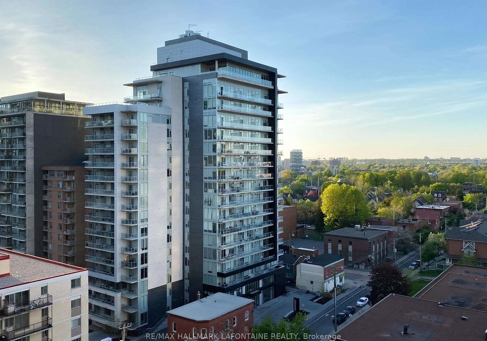 255-bay-street-ottawa-ontario-x13557214
