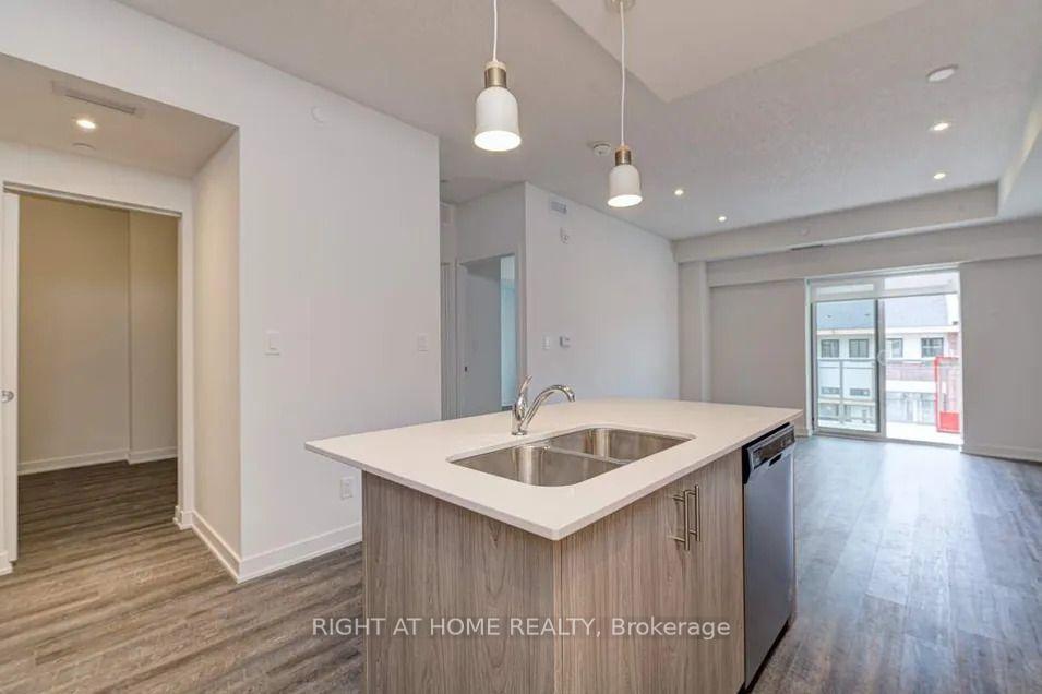 16-markle-road-hamilton-ontario-x13557236