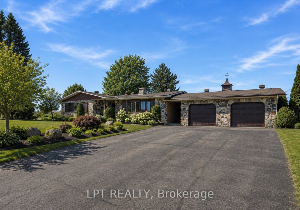 10-orchard-street-hawkesbury-ontario-x13557348