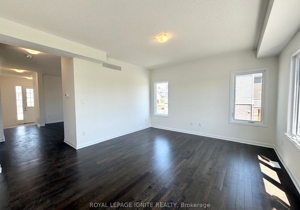 20-royal-oak-crescent-loyalist-ontario-x13557466