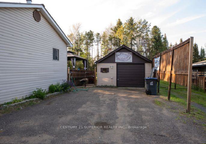 2367-rosslyn-road-thunder-bay-ontario-x13557584