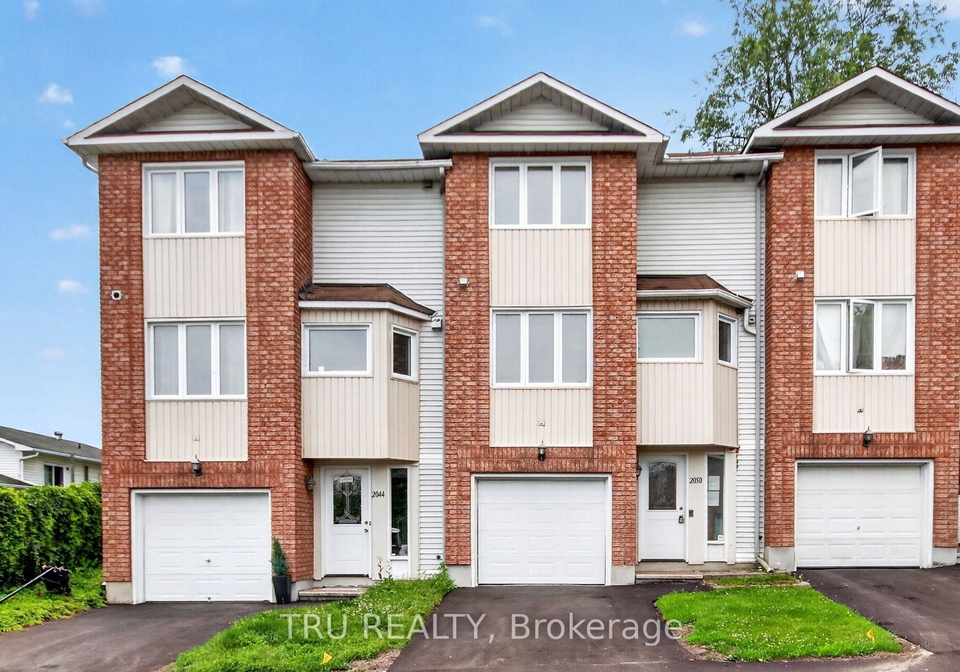 2050-riviera-terrace-clarence-rockland-ontario-x13557658